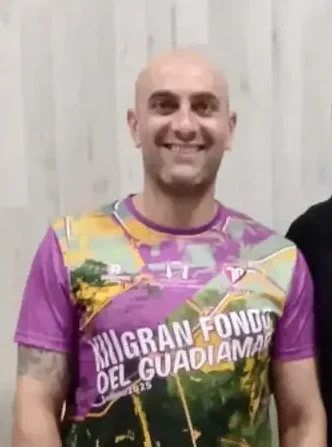 Ignacio junto a su entrenador personal en Personal Fit Sevilla tras lograr sus objetivos